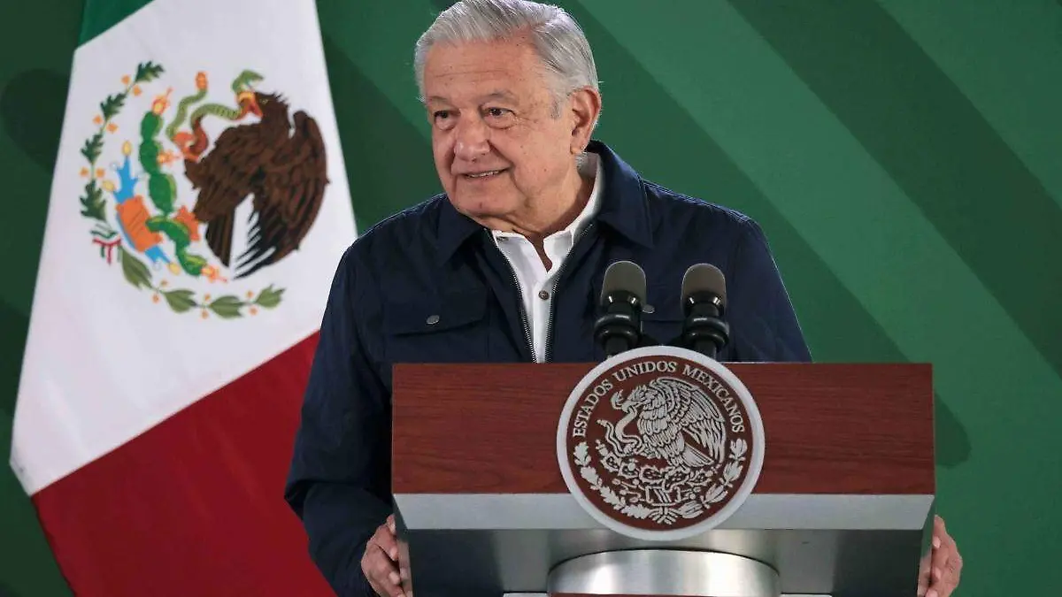 AMLO (3)